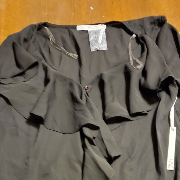 Black Have Ruffle Shirt‎ - Picture 3 of 3